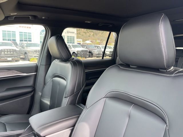 New 2026 Jeep Grand Cherokee L Limited image 14