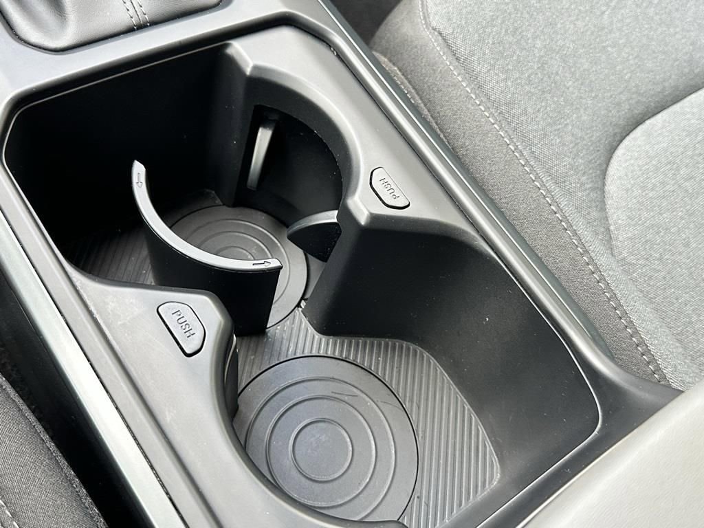 Used 2025 Kia K4 LXS image 15