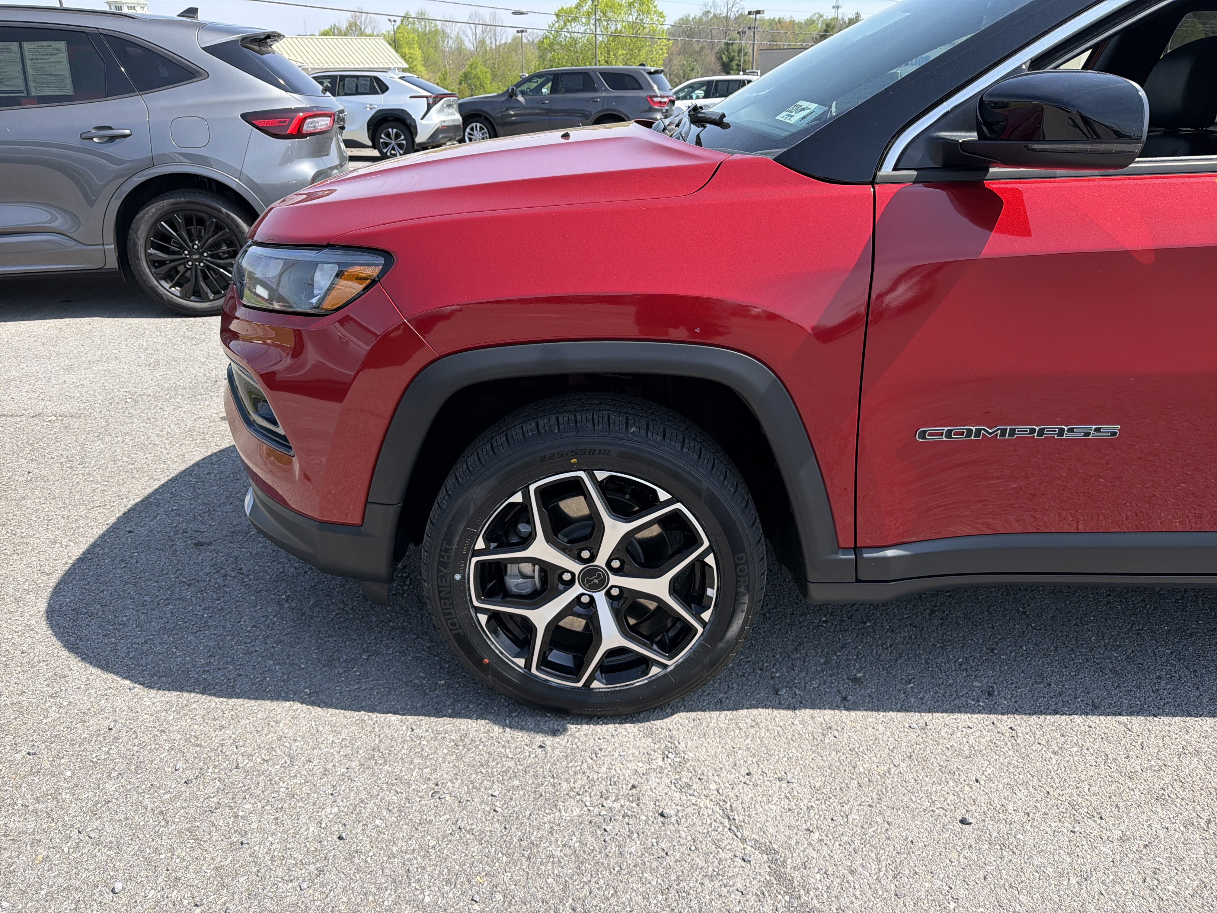 Used 2025 Jeep Compass Limited AWD/4WD image 11