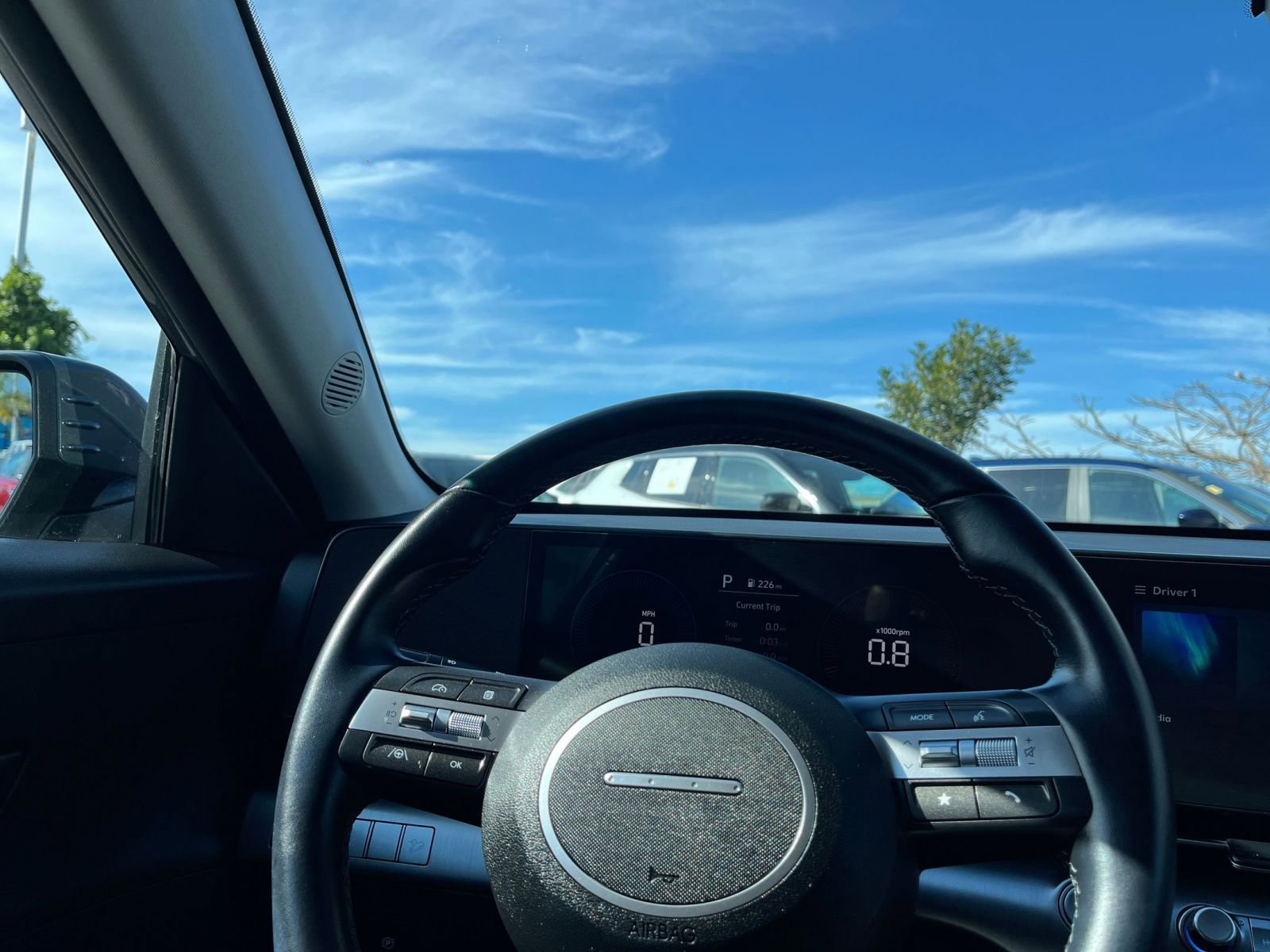 Used 2025 Hyundai Kona SEL FWD image 36