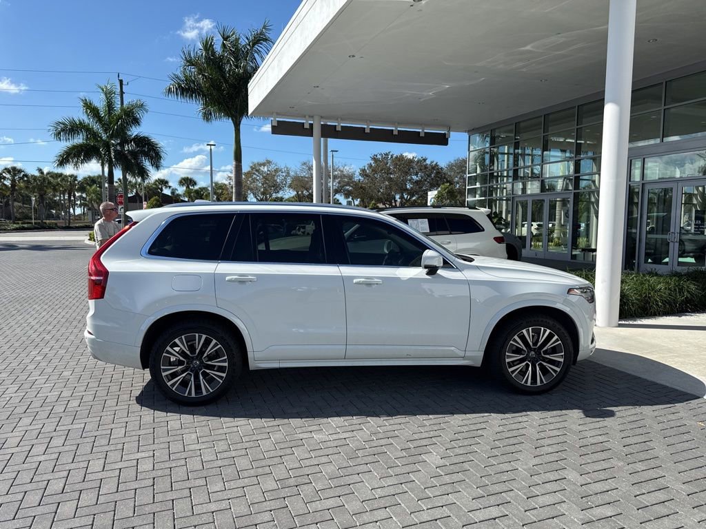 Used 2021 Volvo XC90 T6 Momentum w/ Protection Package Premier image 6