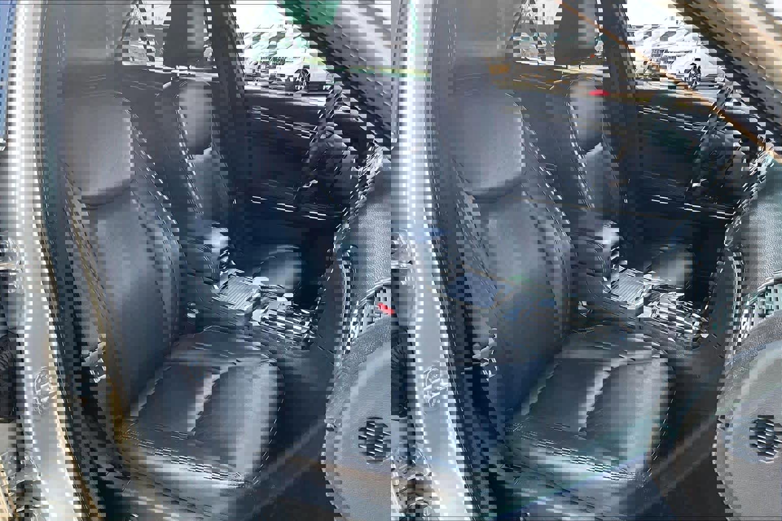 Used 2019 Chrysler 300 Touring L w/ Quick Order Package 22F image 9