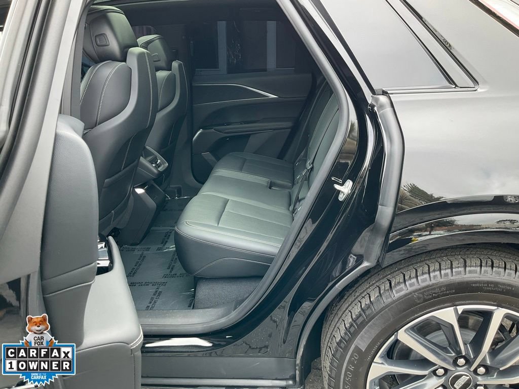 Used 2024 Cadillac Lyriq Sport RWD image 27