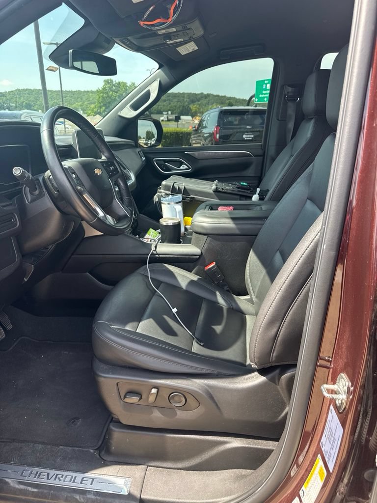 Used 2023 Chevrolet Tahoe LT AWD/4WD image 10