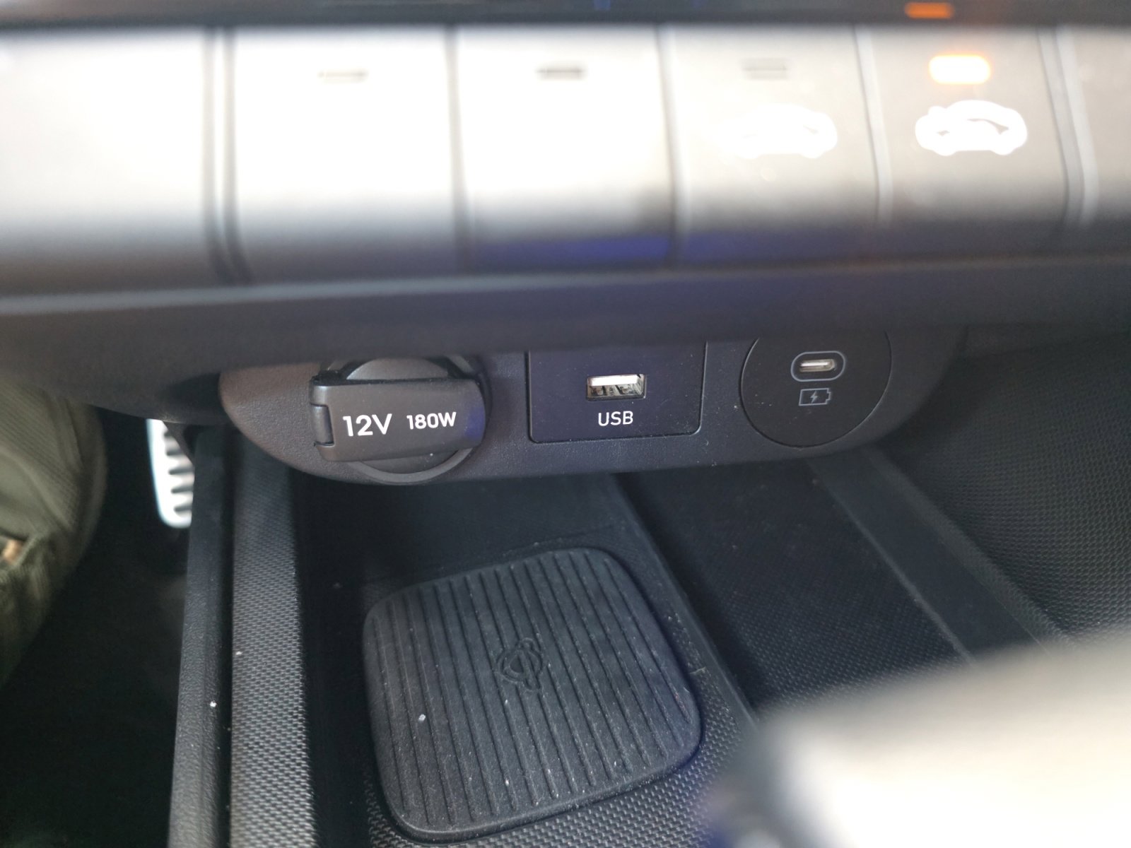 Used 2025 Hyundai Elantra Sport image 19