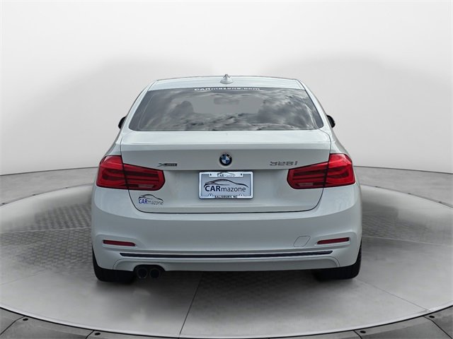 Used 2016 BMW 328i xDrive Sedan image 4