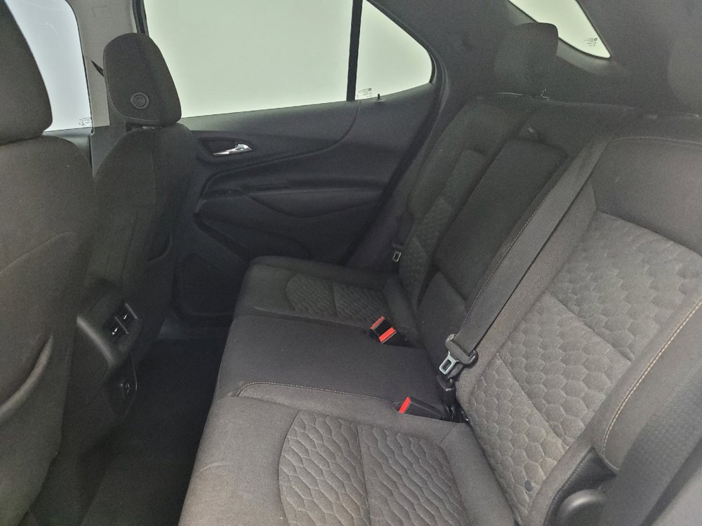 Used 2019 Chevrolet Equinox LT w/ Driver Convenience Package FWD image 18