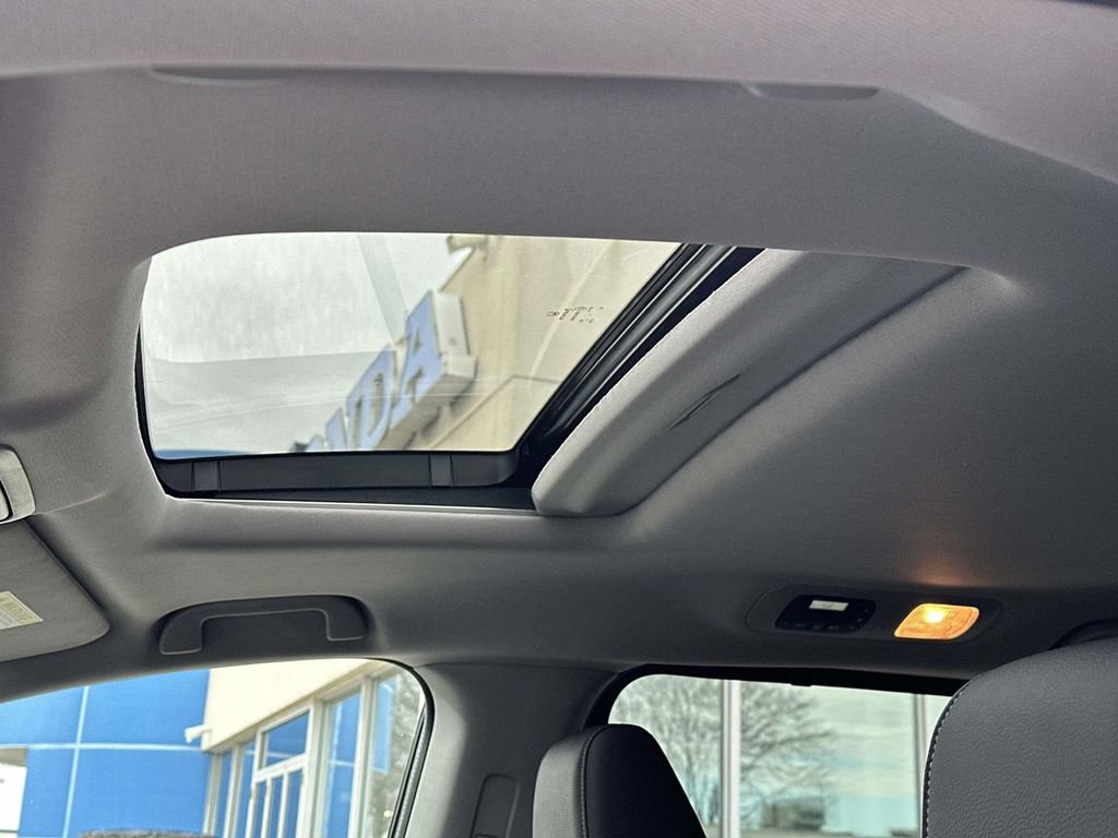 Certified 2024 Honda Odyssey EX-L image 18