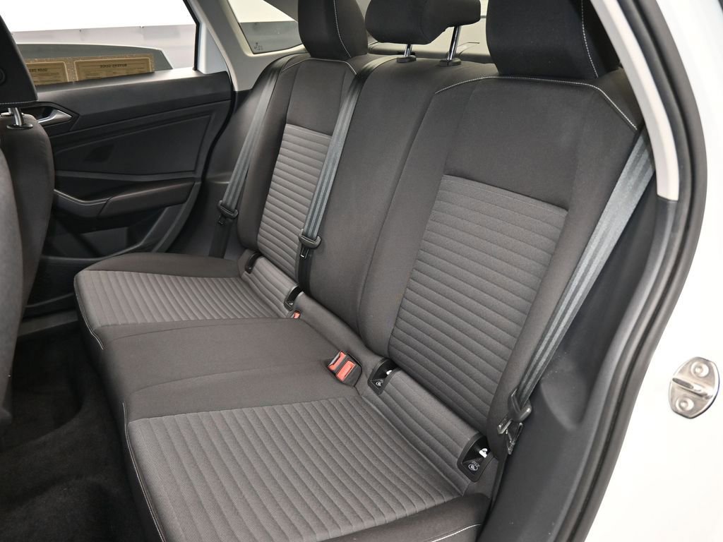 Used 2023 Volkswagen Jetta S image 31