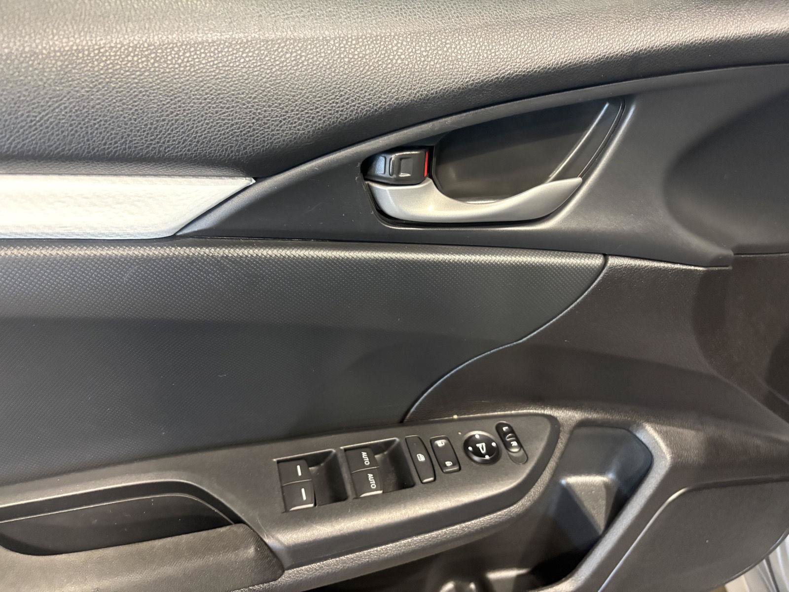 Used 2018 Honda Civic LX image 12