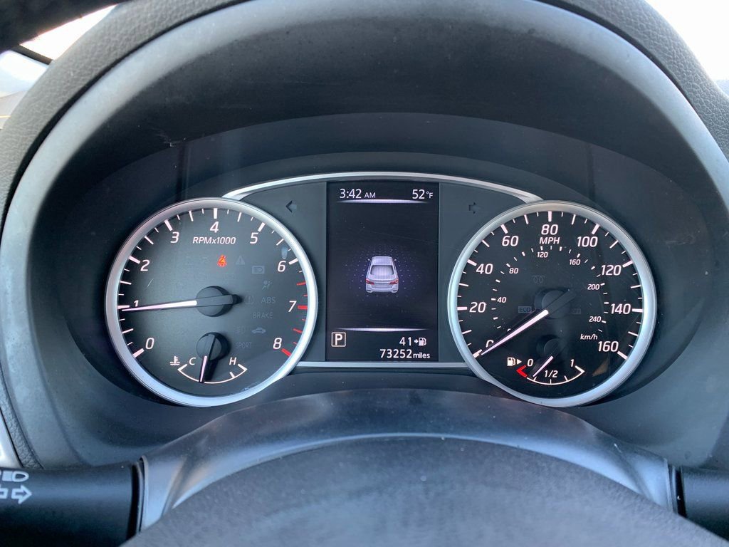 Used 2017 Nissan Sentra SV w/ Style Package image 9