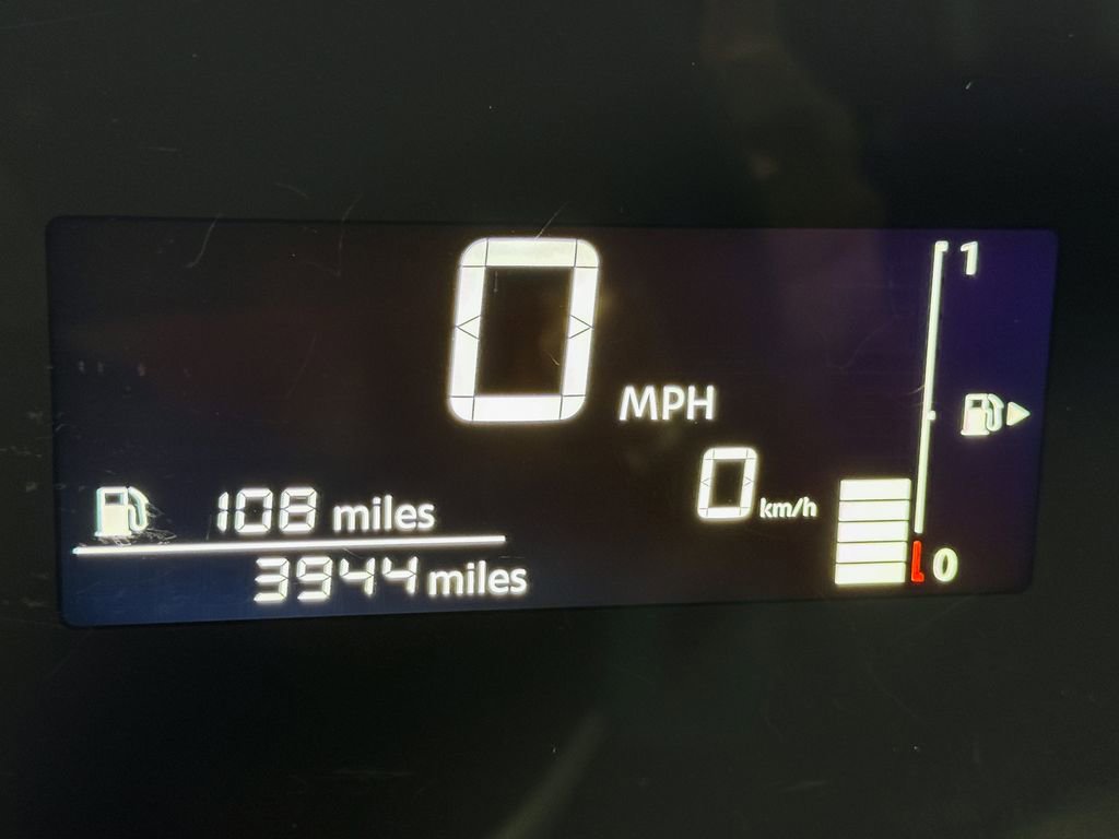 Certified 2025 Nissan Kicks SV image 27