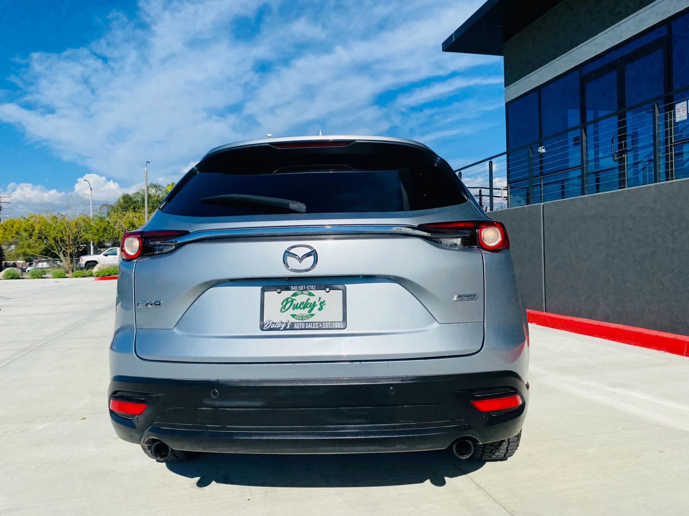 Used 2016 MAZDA CX-9 Touring FWD image 4