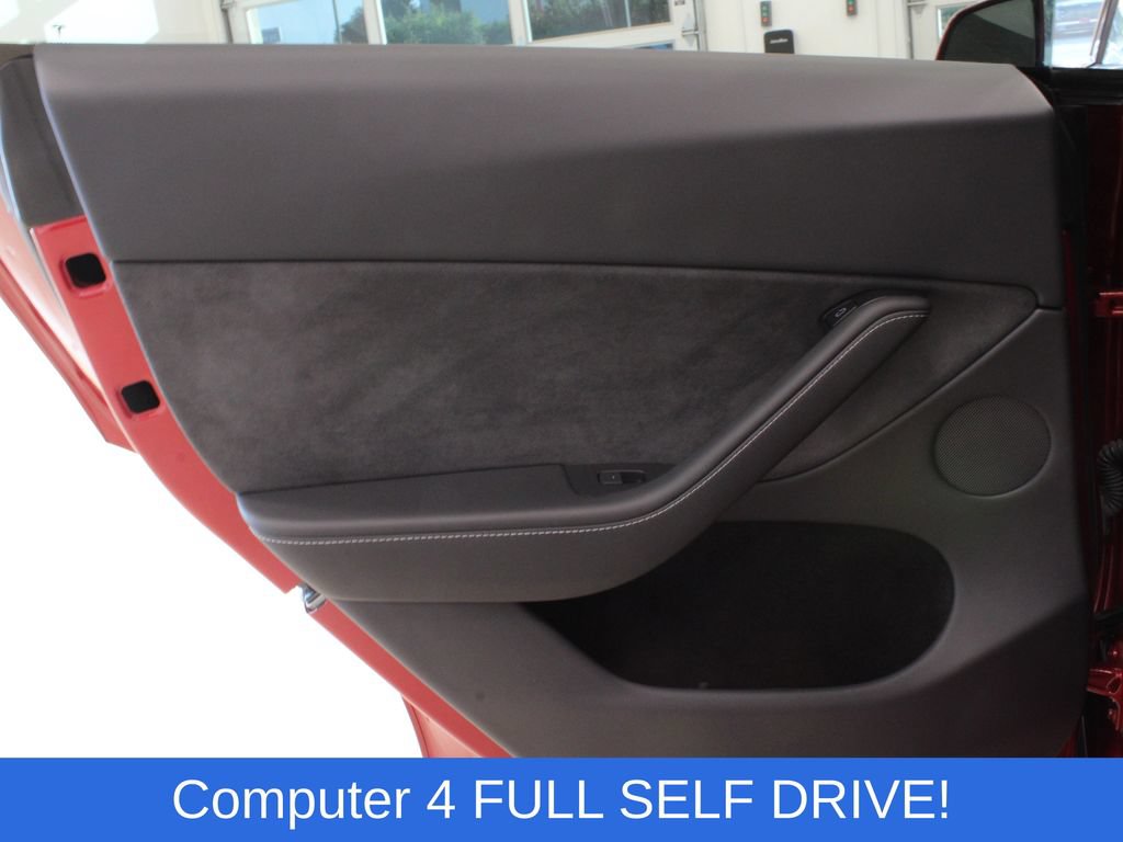 Used 2024 Tesla Model Y Performance AWD/4WD image 20
