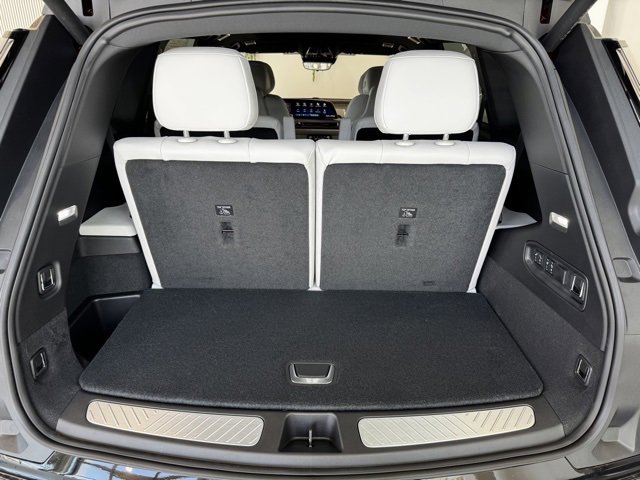 New 2026 Cadillac Vistiq Luxury image 41