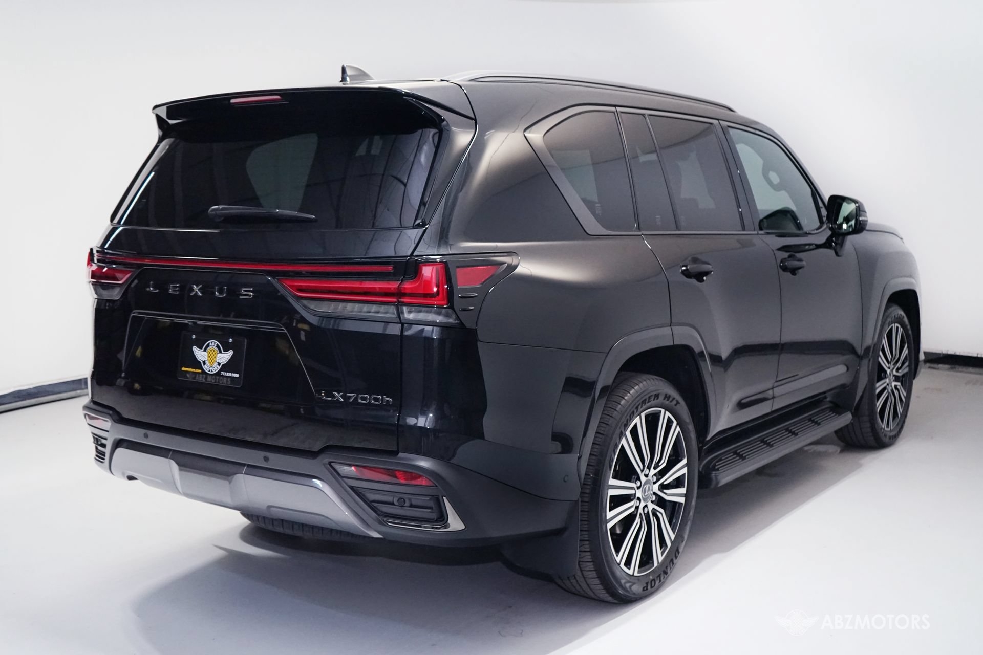 Used 2026 Lexus LX 700h Luxury w/ Appearance Package AWD/4WD image 5