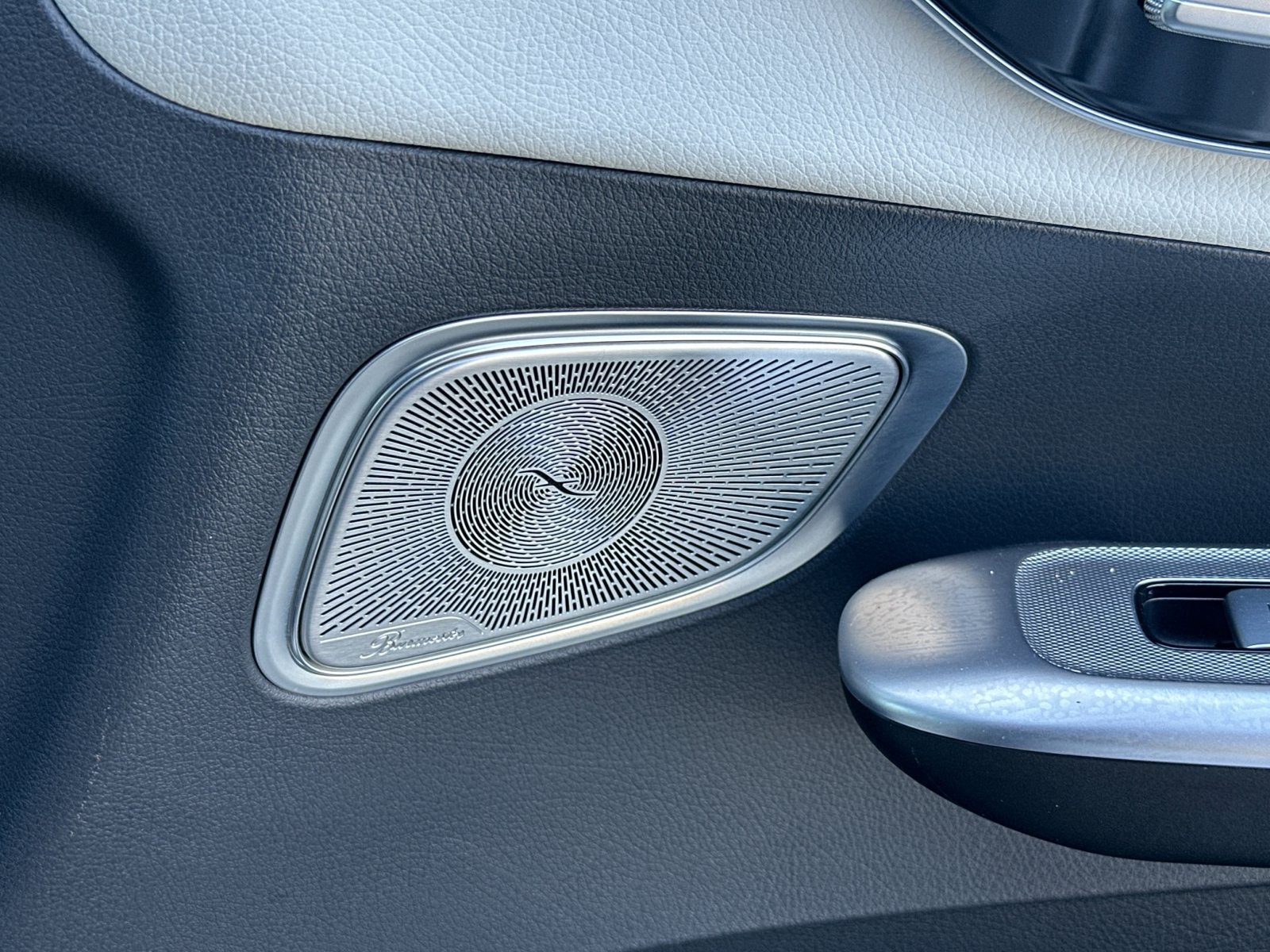 Certified 2023 Mercedes-Benz GLC 300 image 20