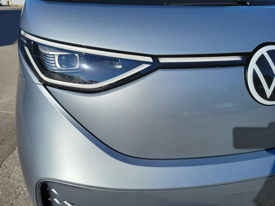New 2025 Volkswagen ID. Buzz Pro S image 24