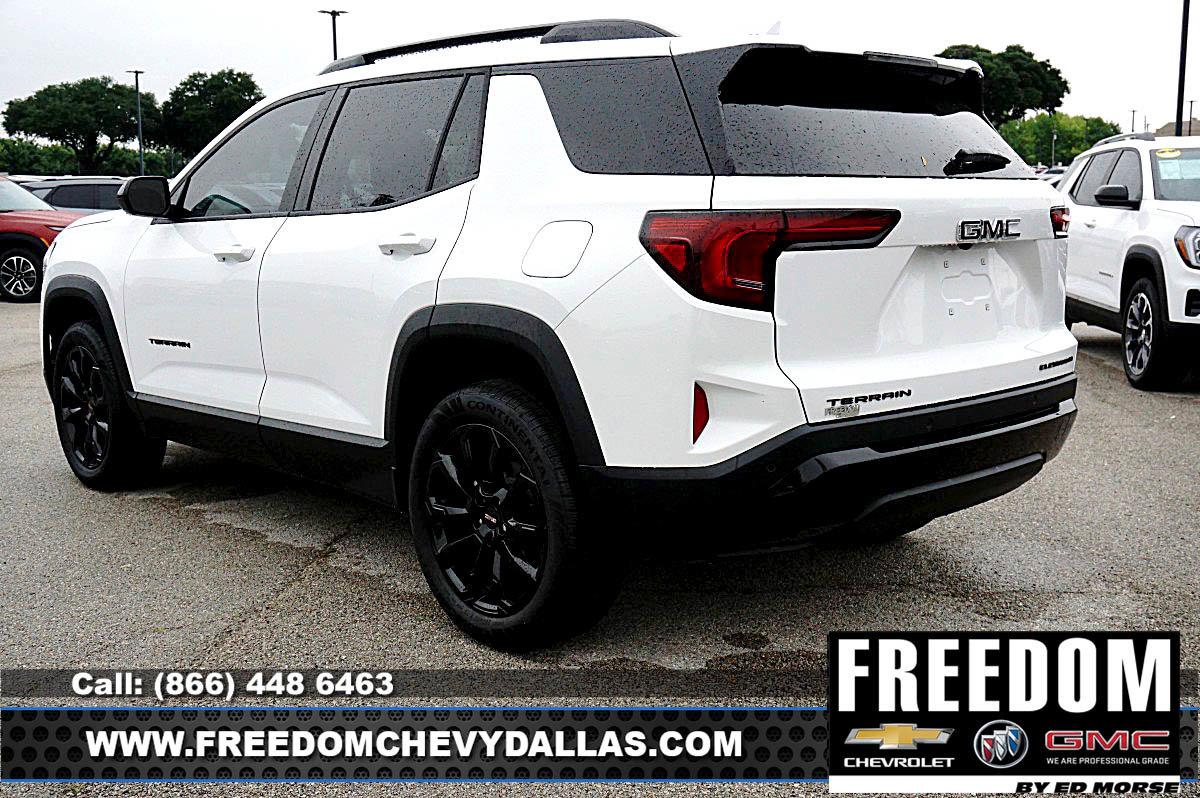 New 2026 GMC Terrain Elevation w/ Elevation Premium Package FWD image 5