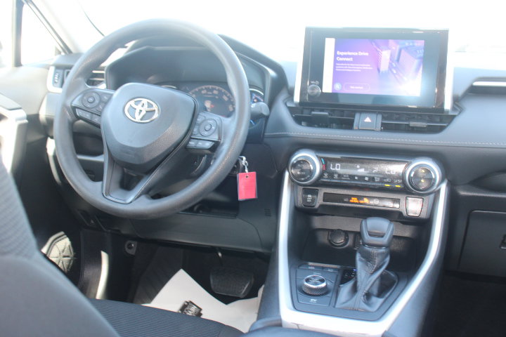 Certified 2023 Toyota RAV4 LE AWD/4WD image 22