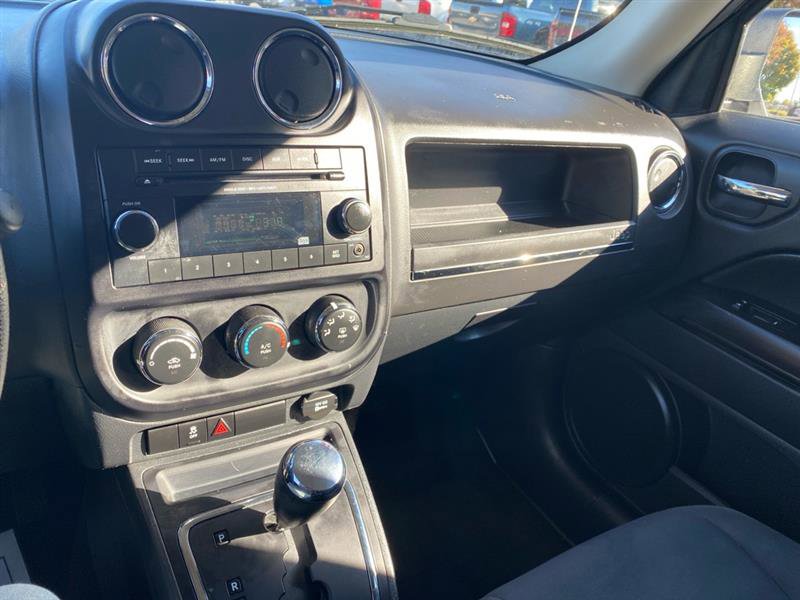 Used 2015 Jeep Patriot Sport w/ Power Value Group image 12