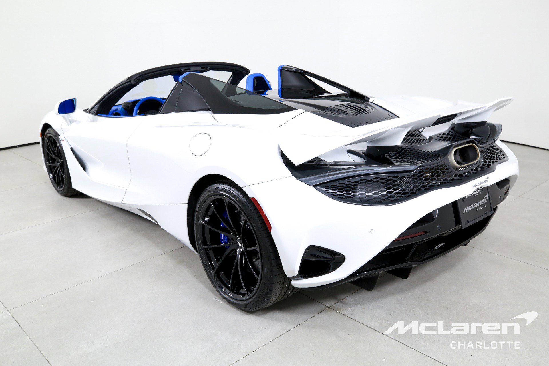 New 2026 McLaren 750S Spider image 8