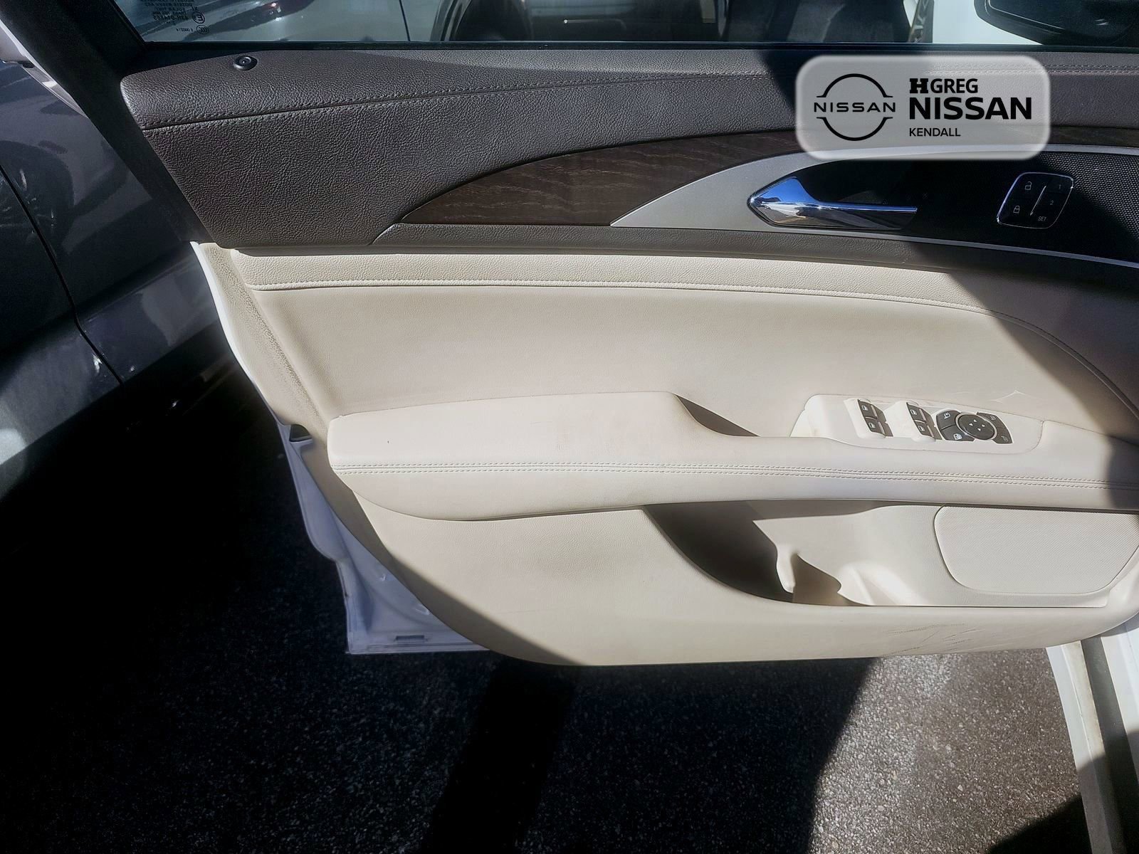 Used 2018 Lincoln MKZ Select w/ Select Plus Package image 10