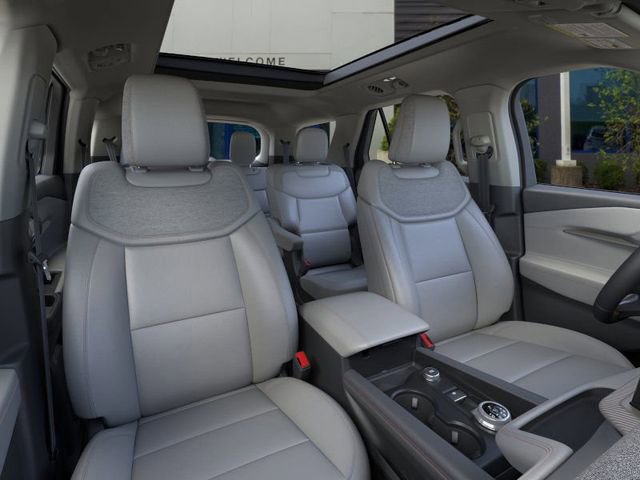 New 2026 Ford Explorer Active w/ Active Comfort Package image 10
