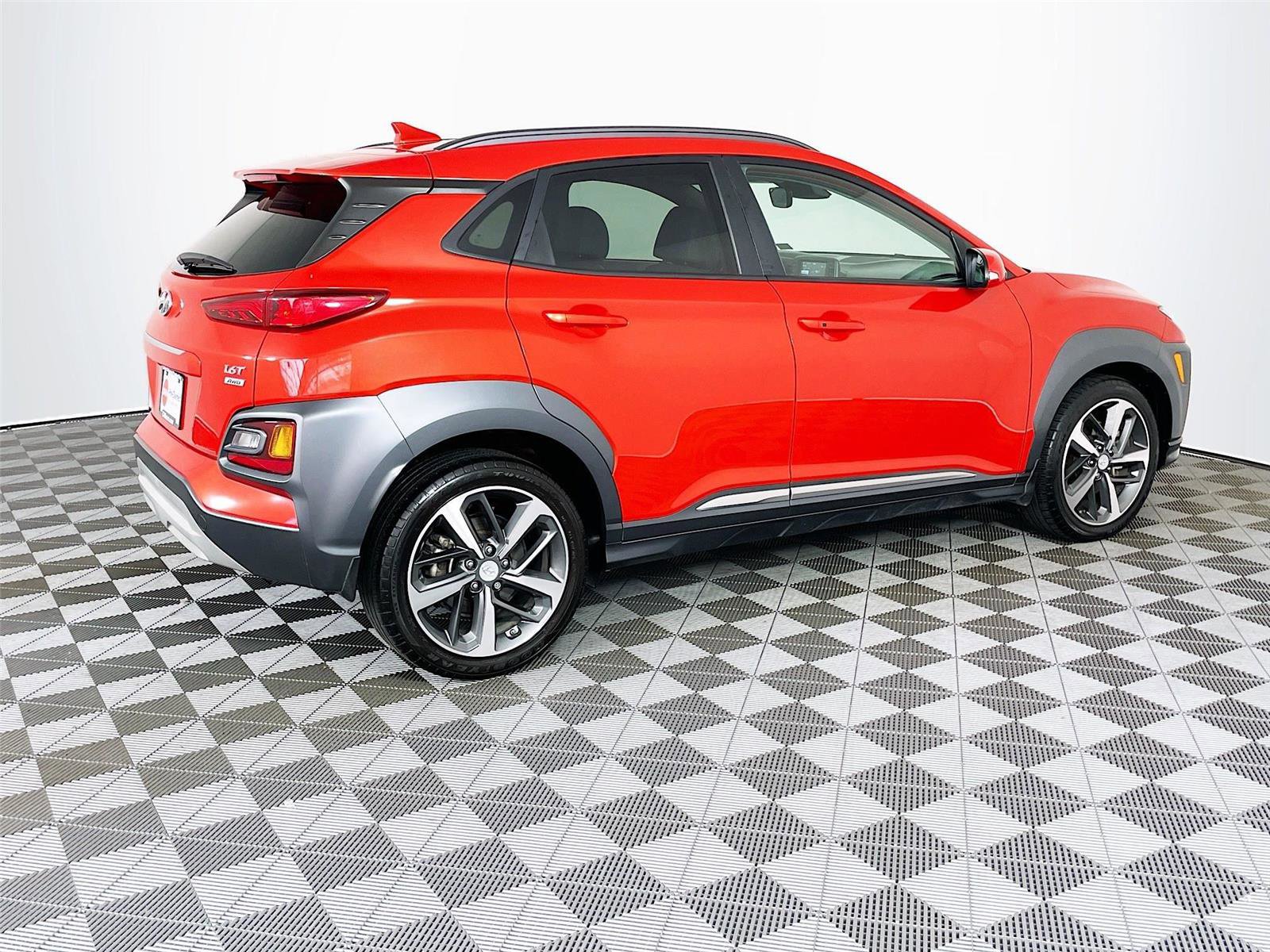 Used 2019 Hyundai Kona Limited AWD/4WD image 10