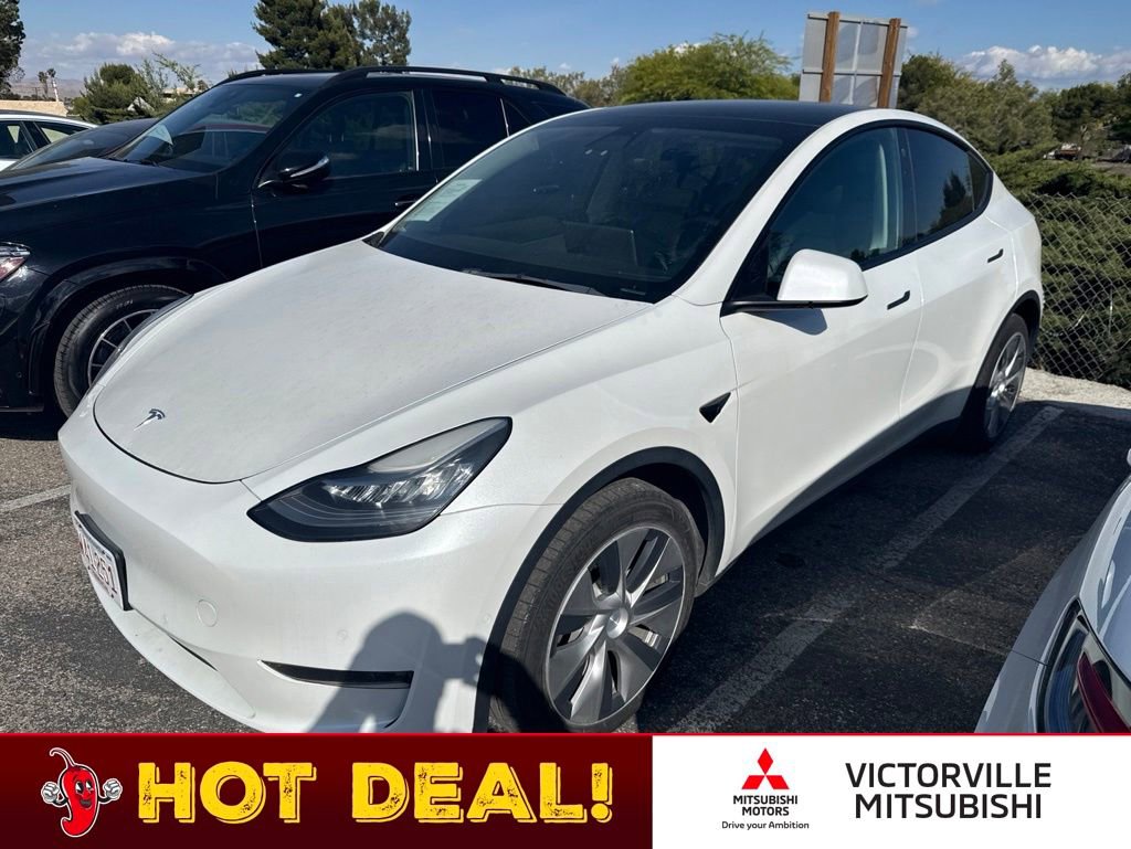 Used 2021 Tesla Model Y Long Range AWD/4WD image 1