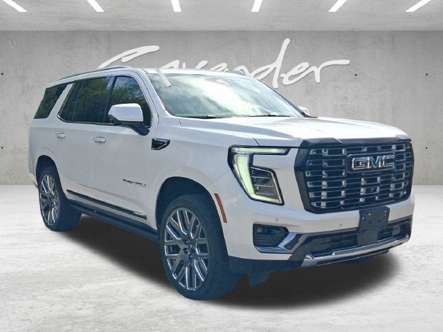 Used 2025 GMC Yukon Denali Ultimate AWD/4WD image 2