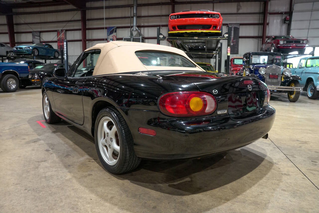 Used 1999 MAZDA MX-5 Miata RWD image 22