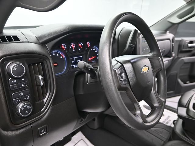 Used 2019 Chevrolet Silverado 1500 W/T w/ WT Convenience Package AWD/4WD image 18