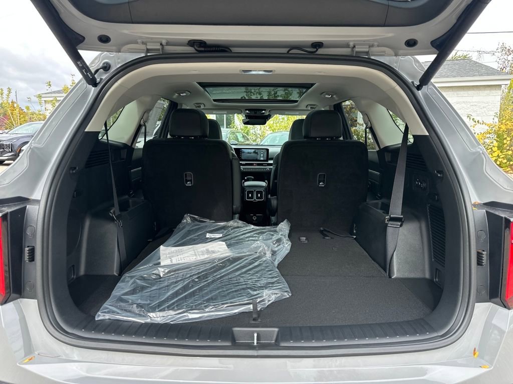 New 2026 Kia Sorento SX image 38