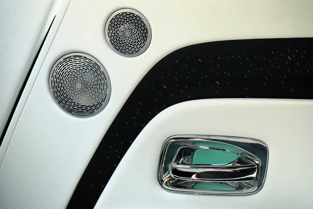 New 2024 Rolls-Royce Spectre w/ Spectre Launch Package image 23