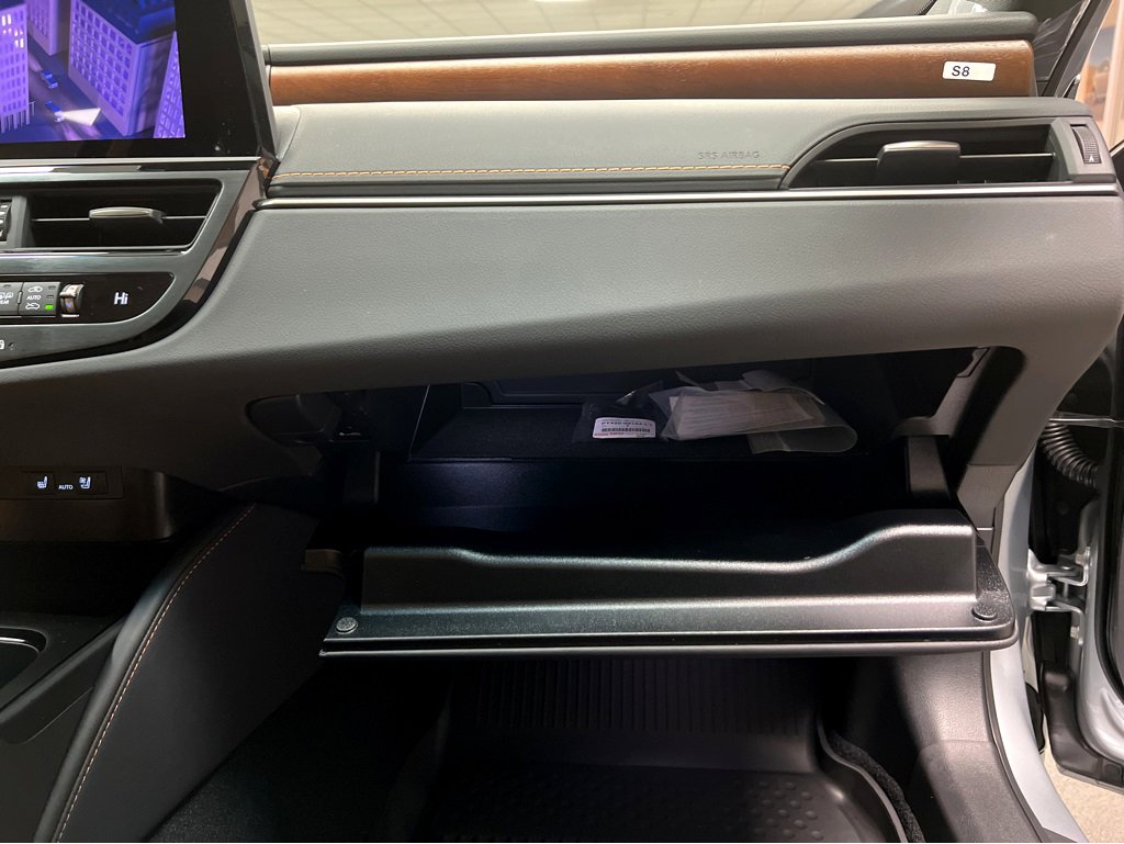 New 2025 Lexus ES 350 w/ Premium Package image 34