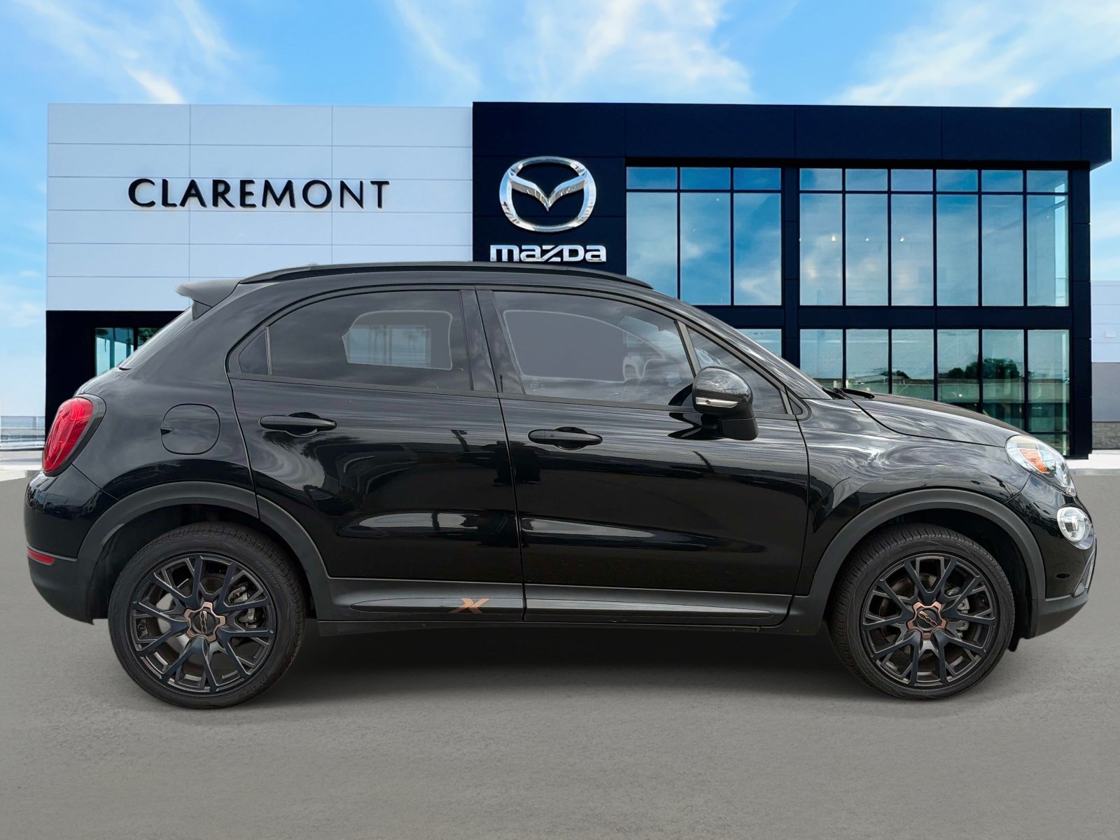 Used 2018 FIAT 500X Trekking FWD image 4