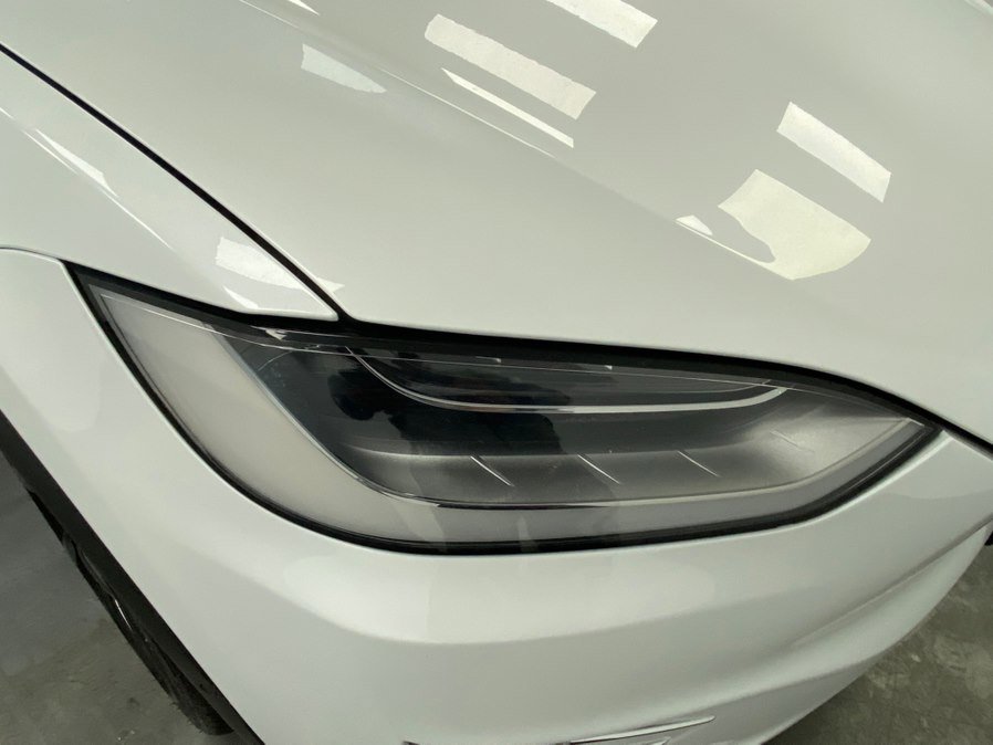 Used 2017 Tesla Model X 90D image 10