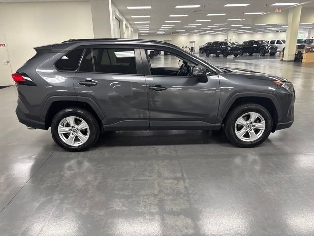 Used 2020 Toyota RAV4 XLE AWD/4WD image 8