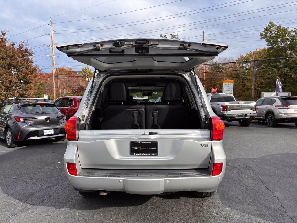Used 2013 Toyota Land Cruiser AWD/4WD image 11