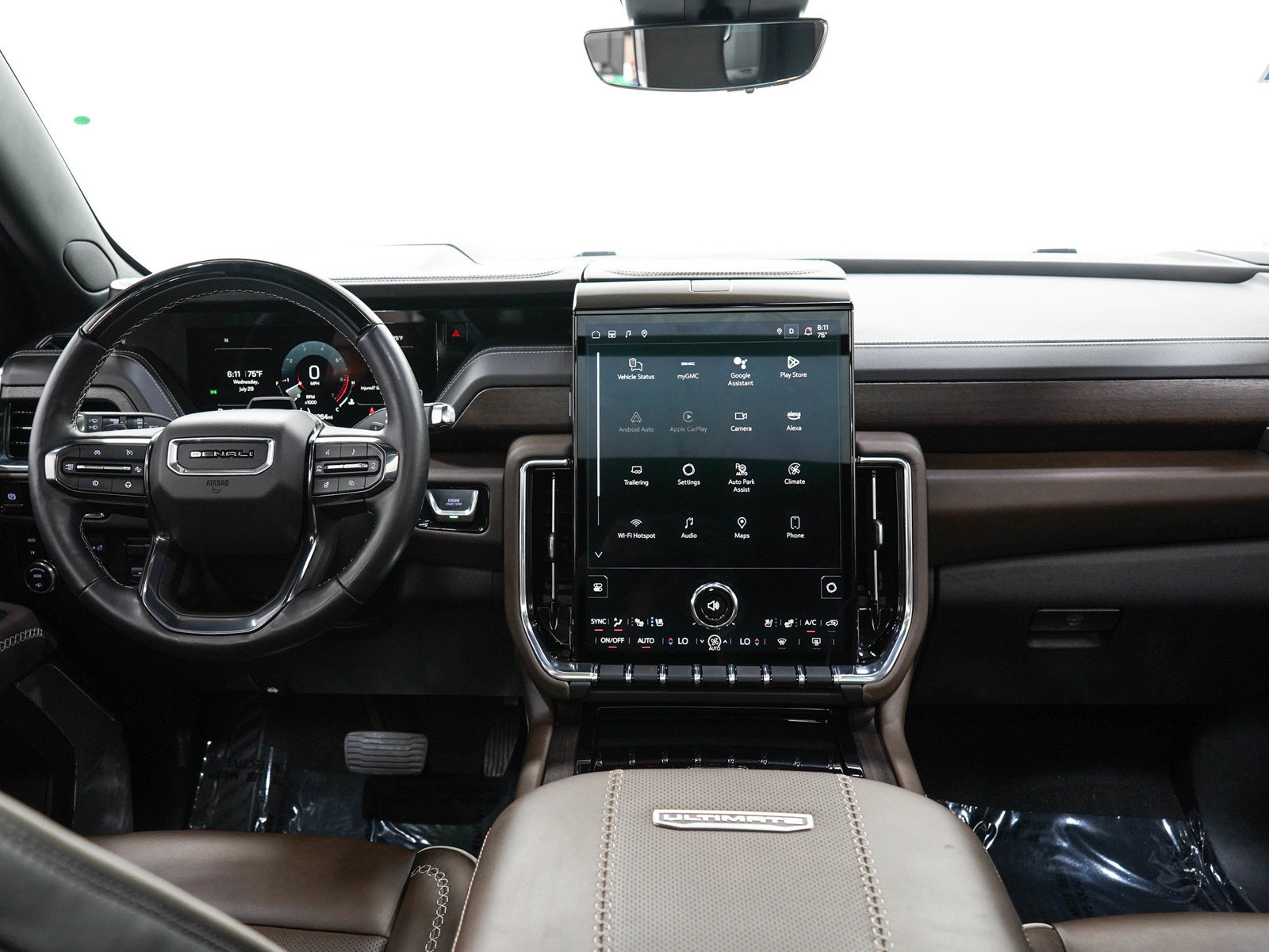 Used 2025 GMC Yukon XL Denali Ultimate AWD/4WD image 19