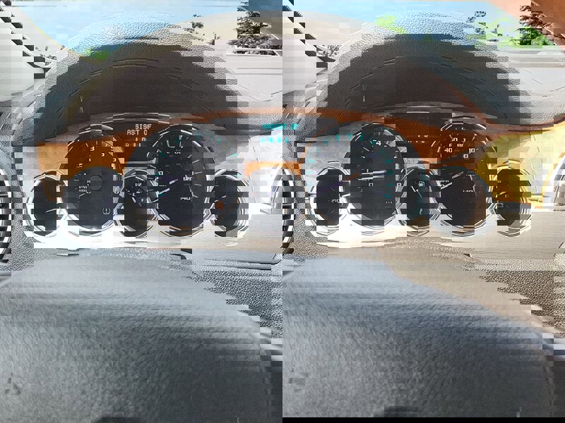 Used 2009 Buick Enclave CXL w/ Driver Confidence Package image 15