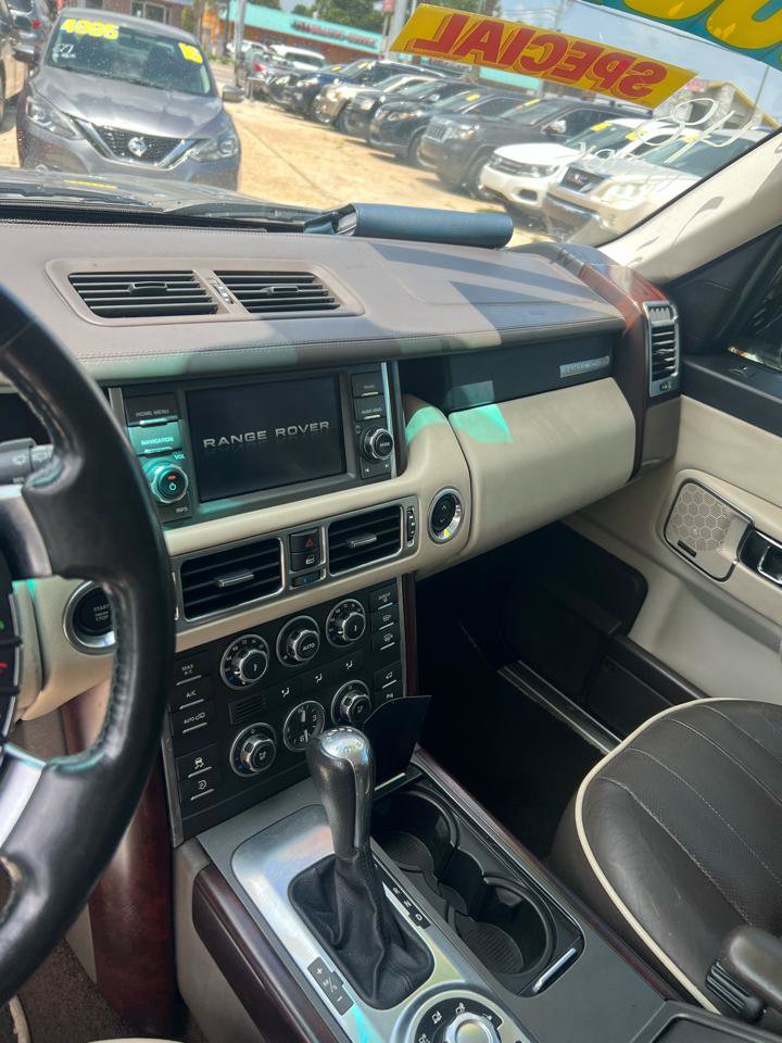 Used 2010 Land Rover Range Rover HSE LUX AWD/4WD image 10