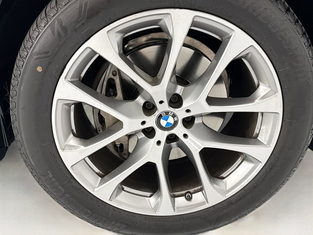Certified 2024 BMW X5 xDrive40i w/ Premium Package AWD/4WD image 31