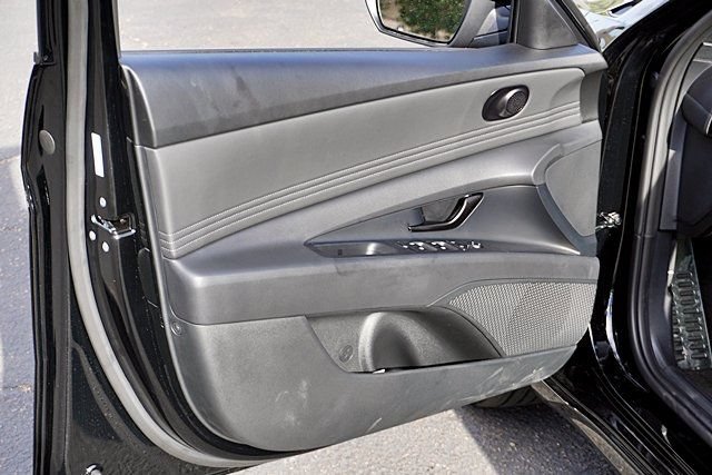 Certified 2026 Hyundai Elantra Sport FWD image 21