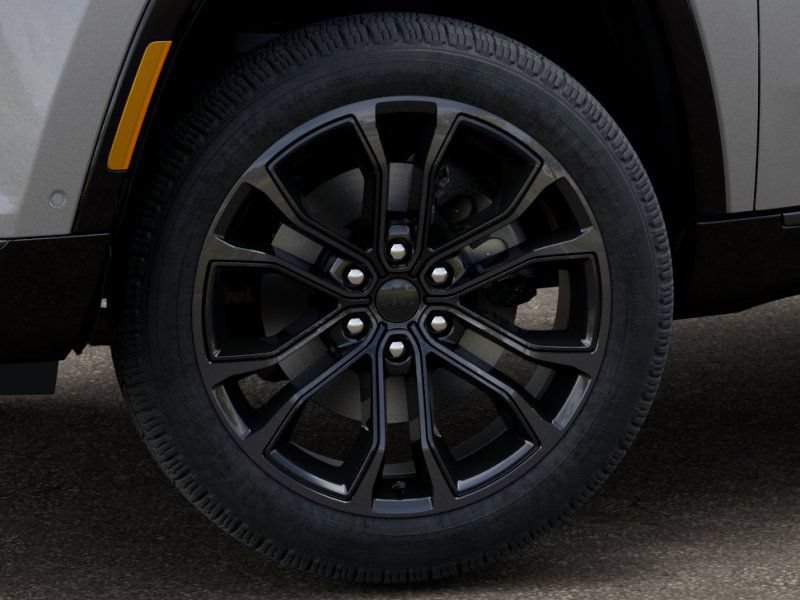 New 2026 Jeep Grand Wagoneer L Summit AWD/4WD image 9