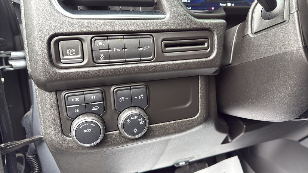 Used 2022 Chevrolet Tahoe RST image 22