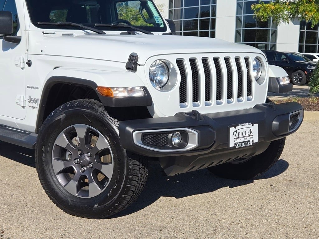 Used 2018 Jeep Wrangler Unlimited Sahara w/ Cold Weather Group image 2