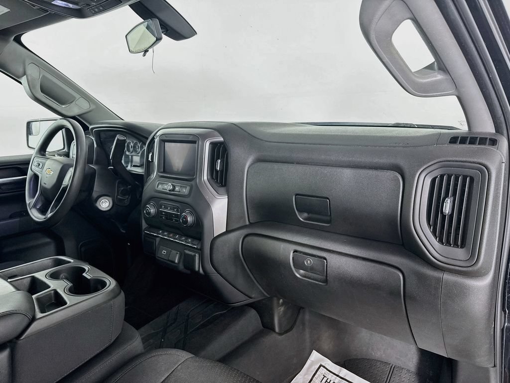 Used 2020 Chevrolet Silverado 1500 Custom w/ Custom Value Package RWD image 28