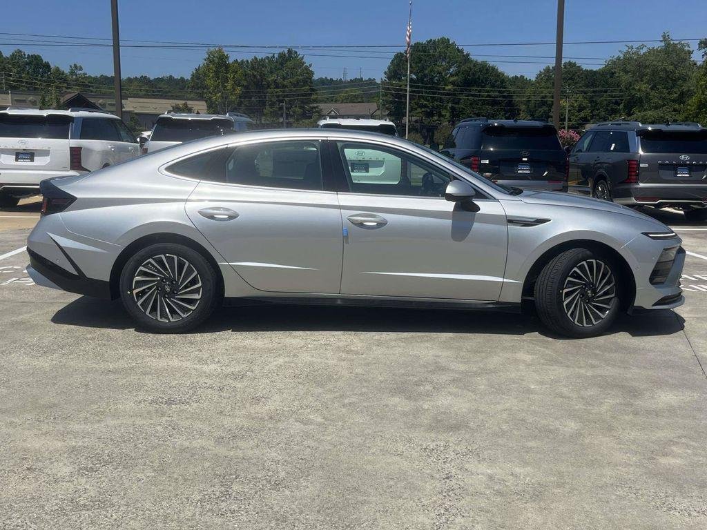 New 2026 Hyundai Sonata Limited FWD image 27